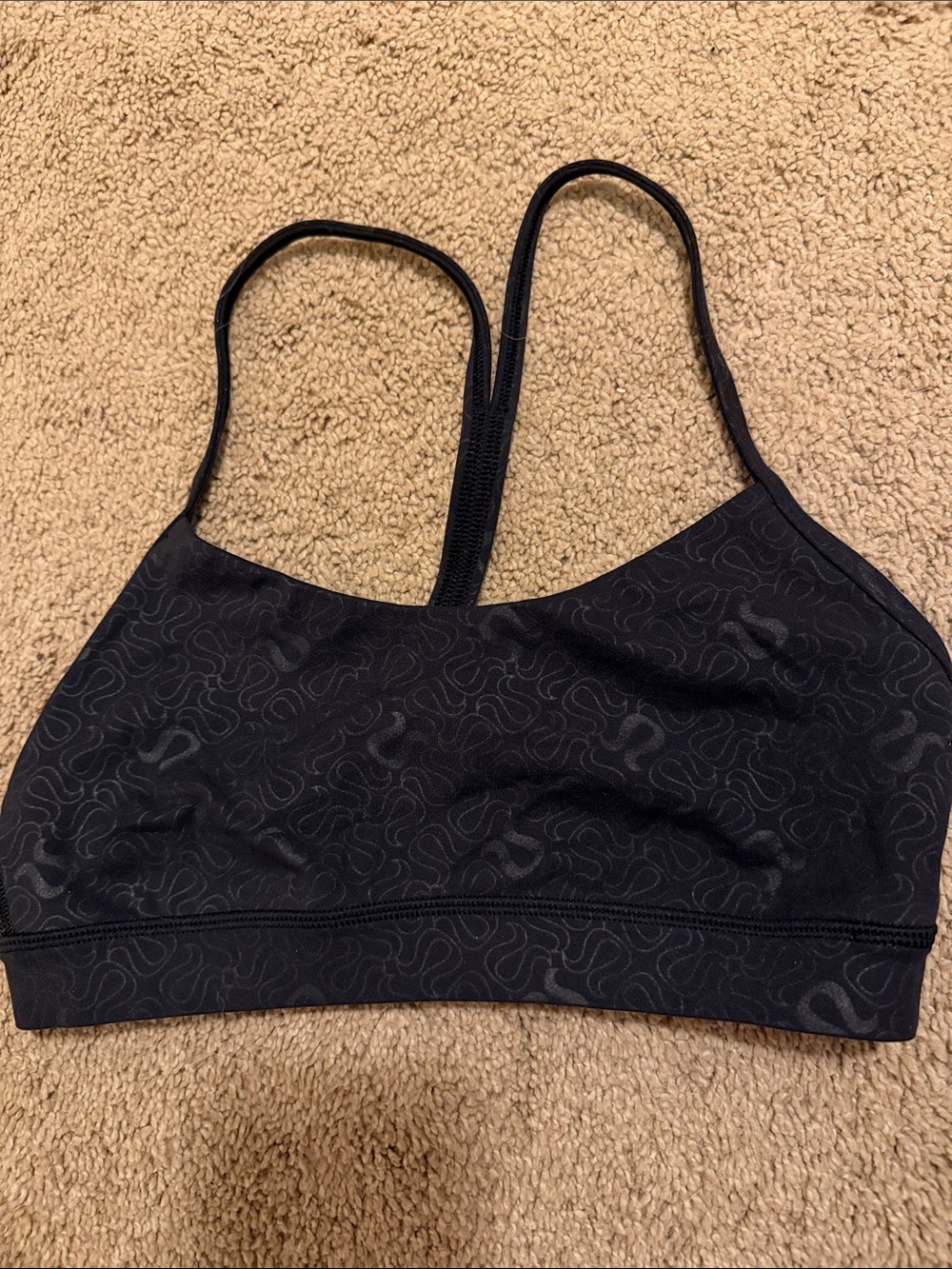 Lululemon sports bra
